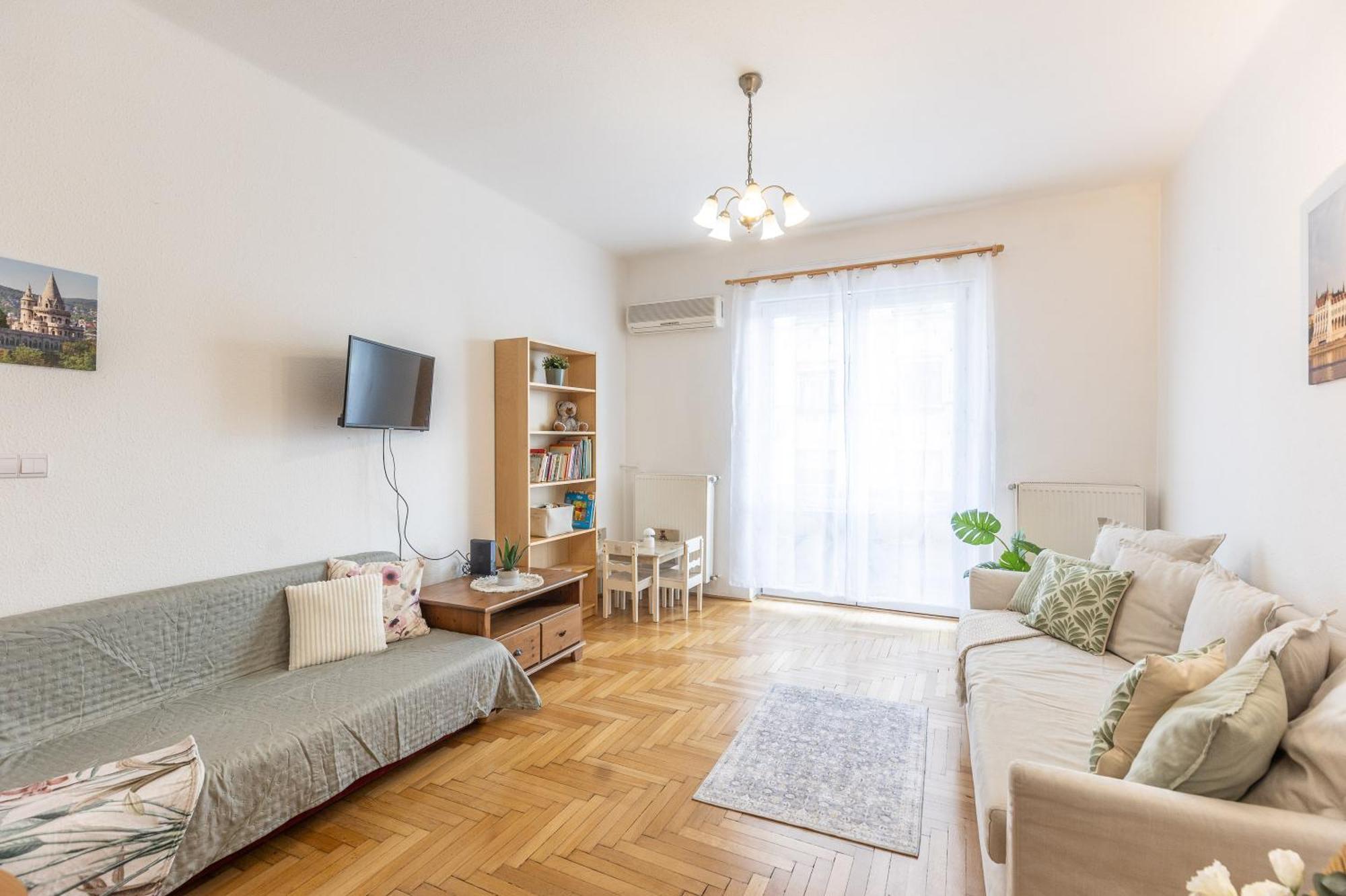 בודפשט Riverside Balcony Apartment With View To Danube מראה חיצוני תמונה